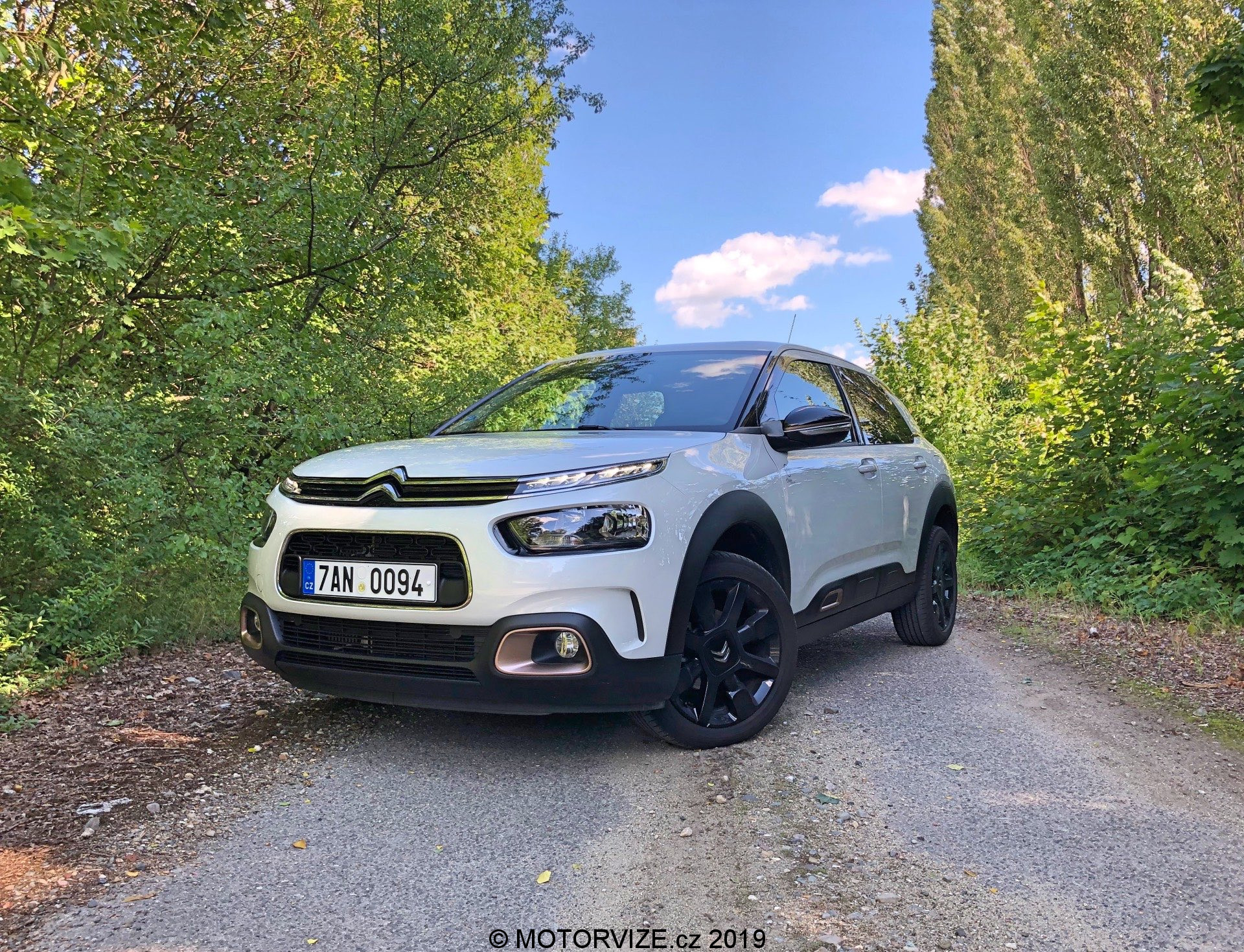 TEST: Citroen C4 Cactus 1.2 PureTech Origins (2019)