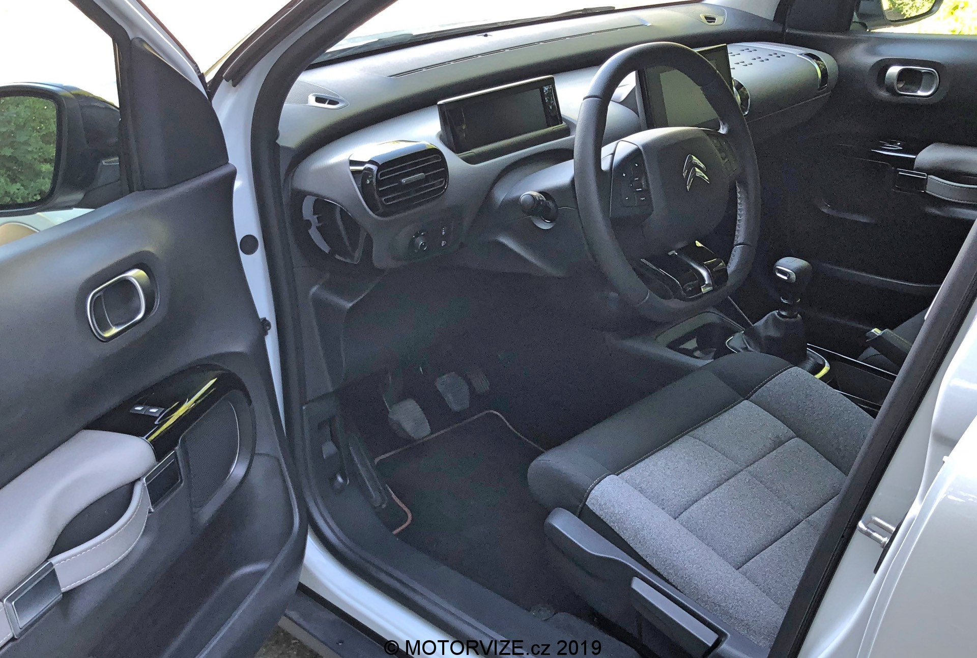 TEST: Citroen C4 Cactus 1.2 PureTech Origins (2019)