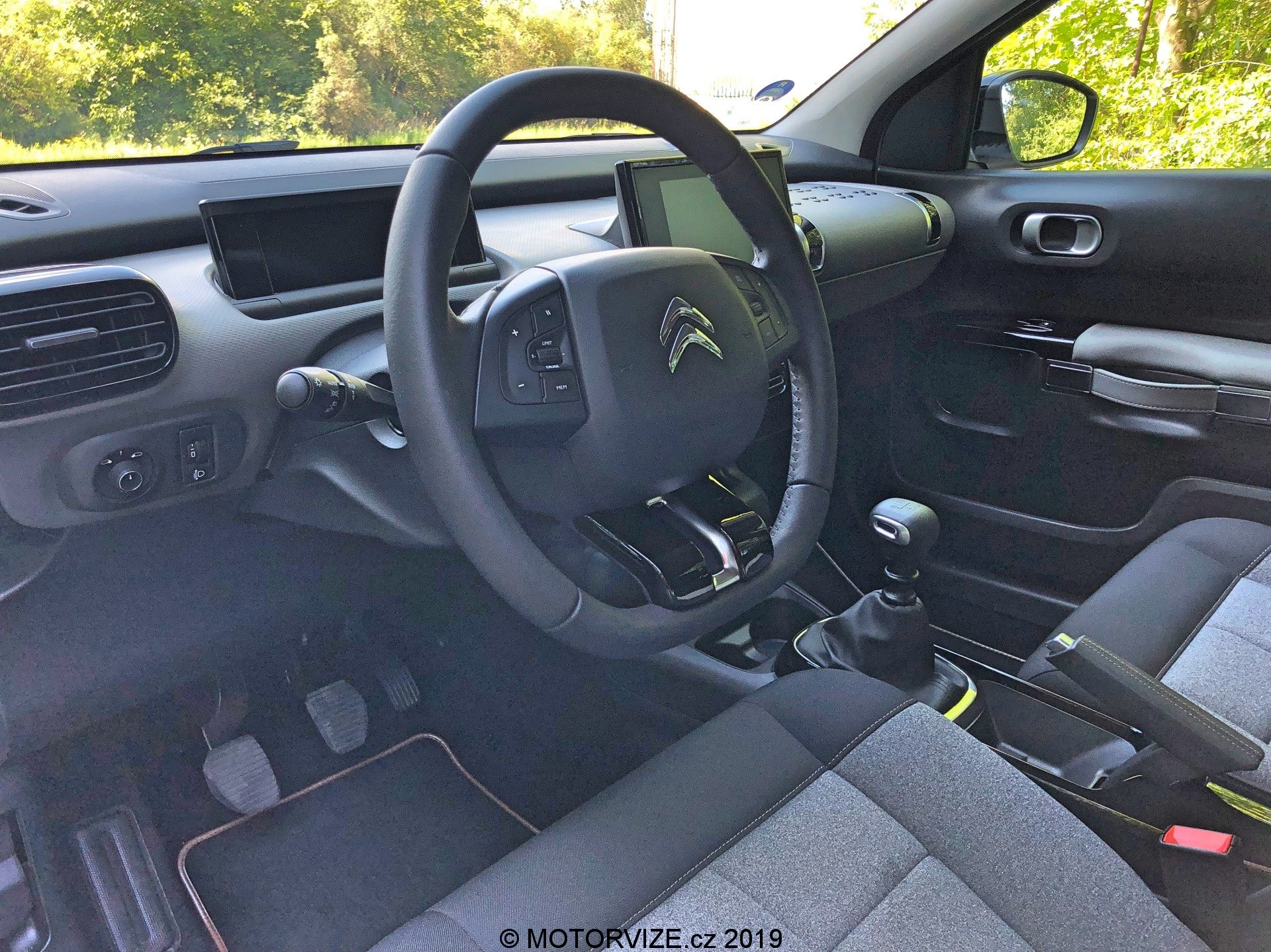 TEST: Citroen C4 Cactus 1.2 PureTech Origins (2019)