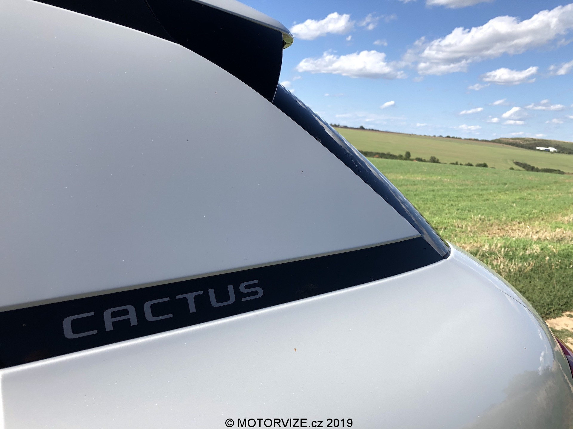 TEST: Citroen C4 Cactus 1.2 PureTech Origins (2019)