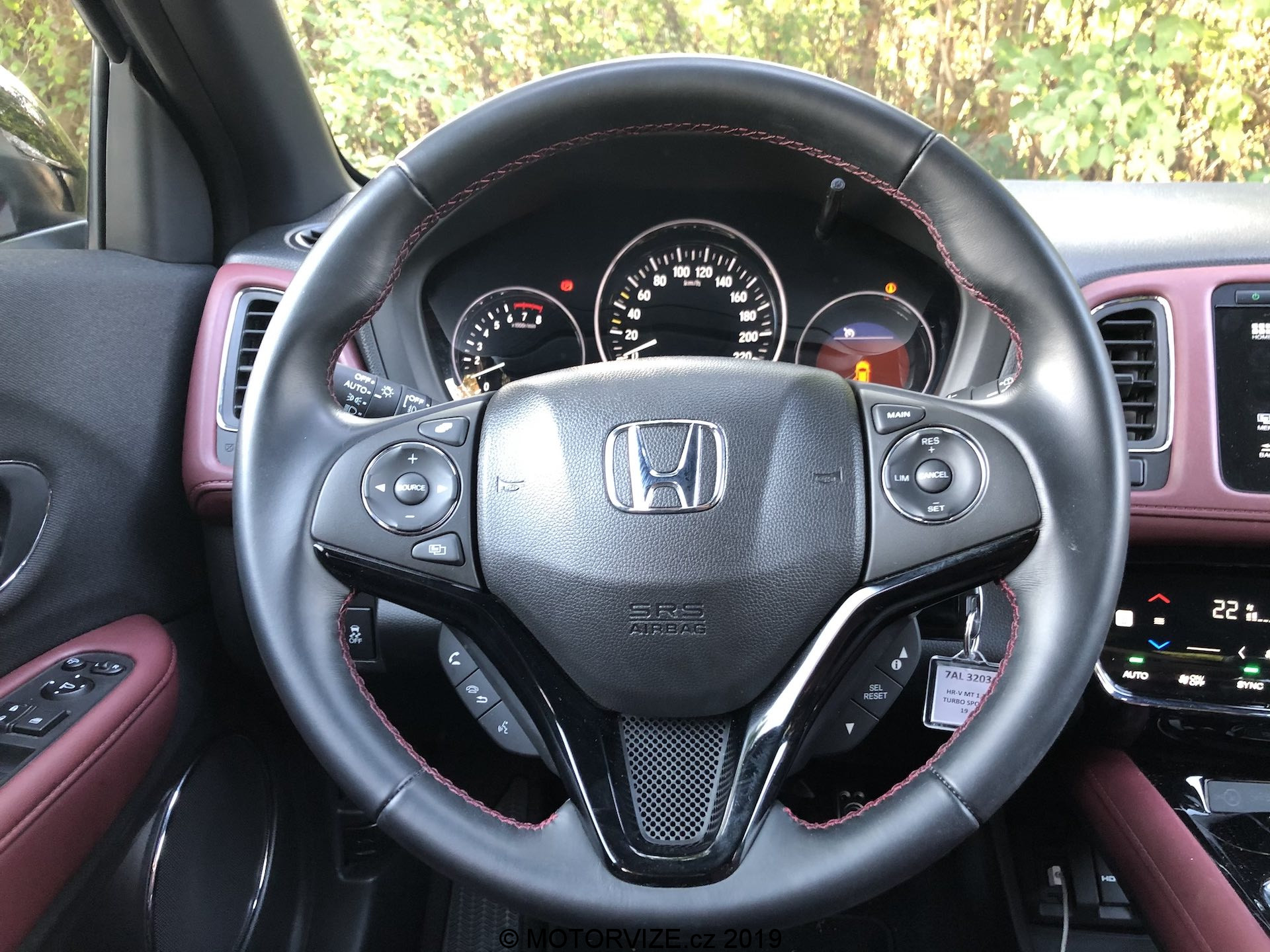 TEST: Honda HR-V 1.5 TURBO SPORT (2019)