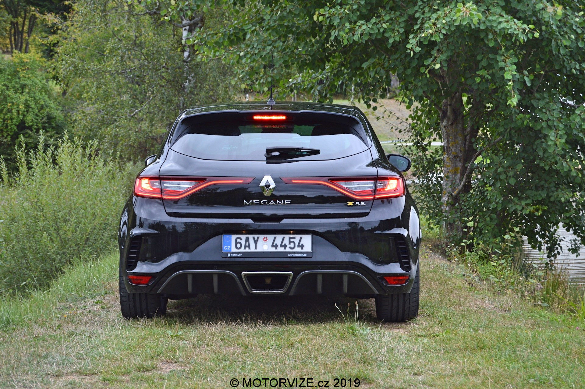 TEST: s Renaultem Megane R.S. TCe 280 na roadtripu do nebes (2019)