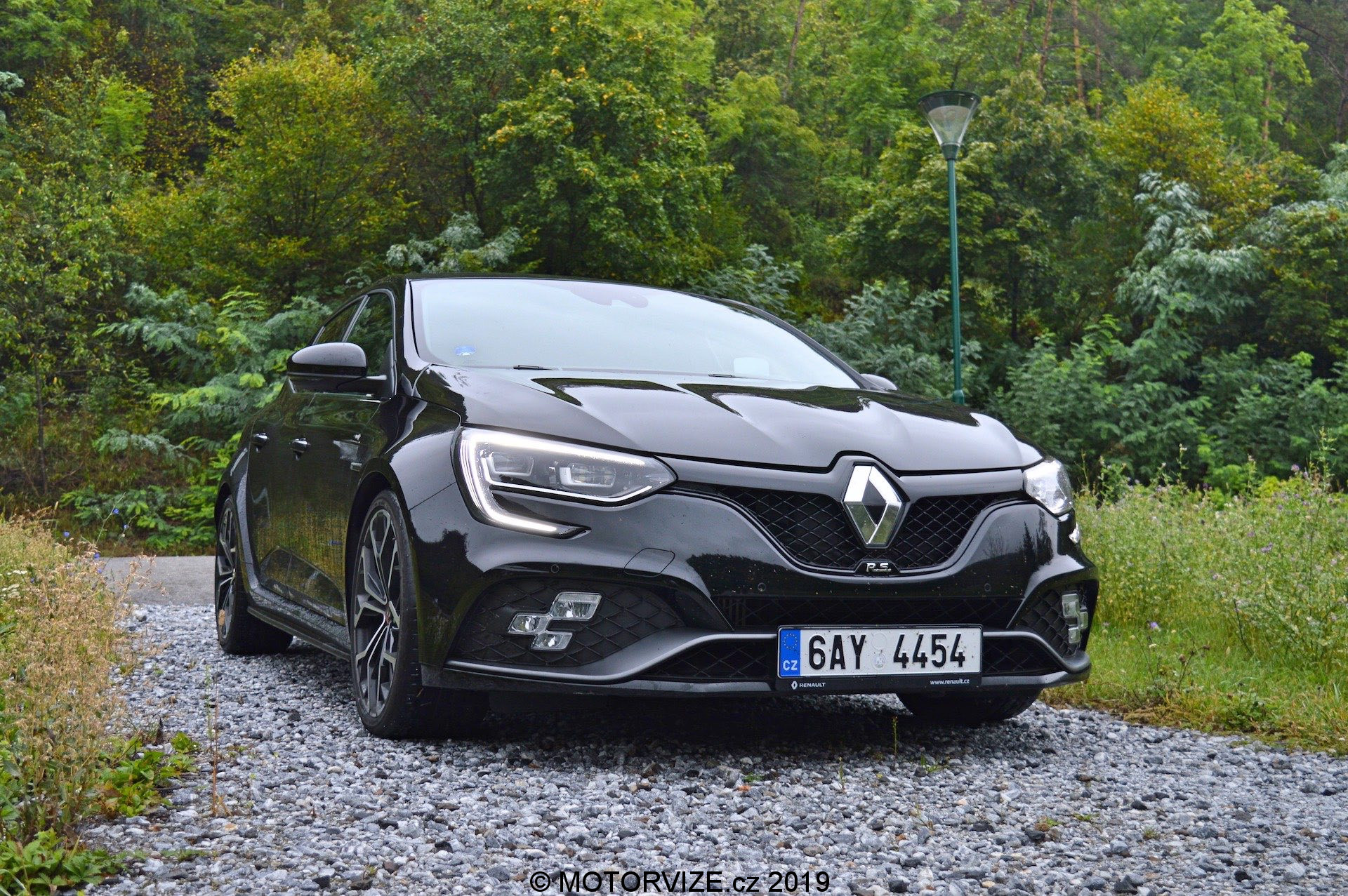 TEST: s Renaultem Megane R.S. TCe 280 na roadtripu do nebes (2019)