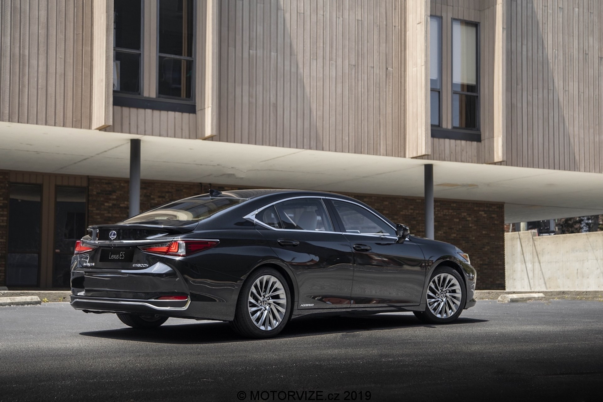 Kandidát #6 MOTORVIZE Fans Award 2019: Lexus ES