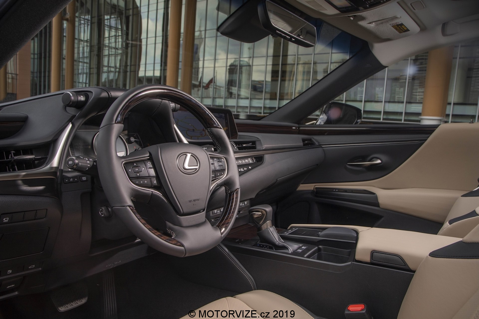 Kandidát #6 MOTORVIZE Fans Award 2019: Lexus ES