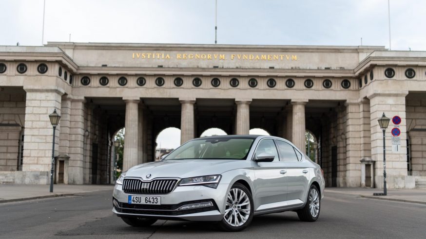 Kandidát #9 MOTORVIZE Fans Award 2019: modernizovaná Škoda Superb