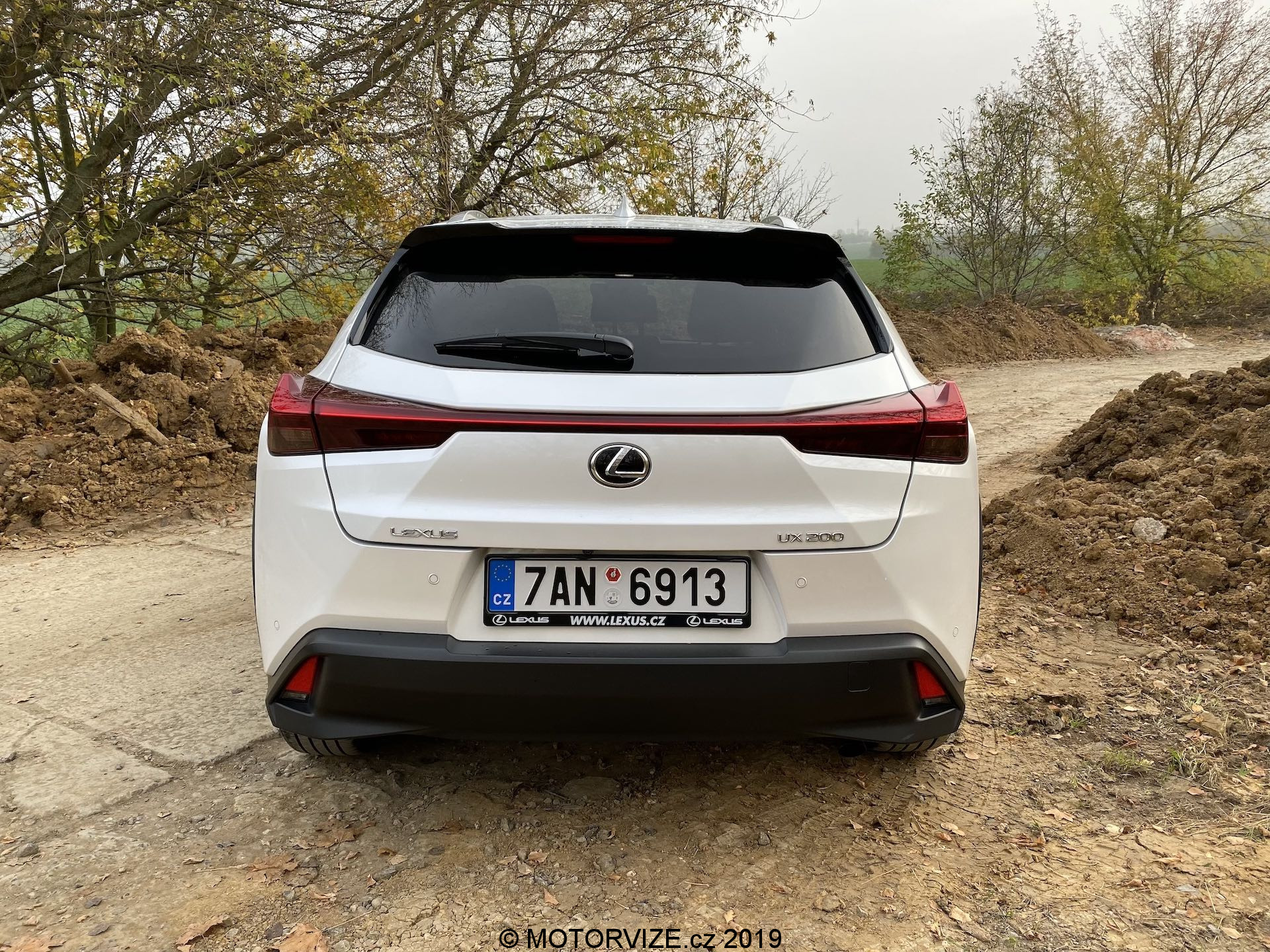 TEST: Lexus UX 200 (2019)