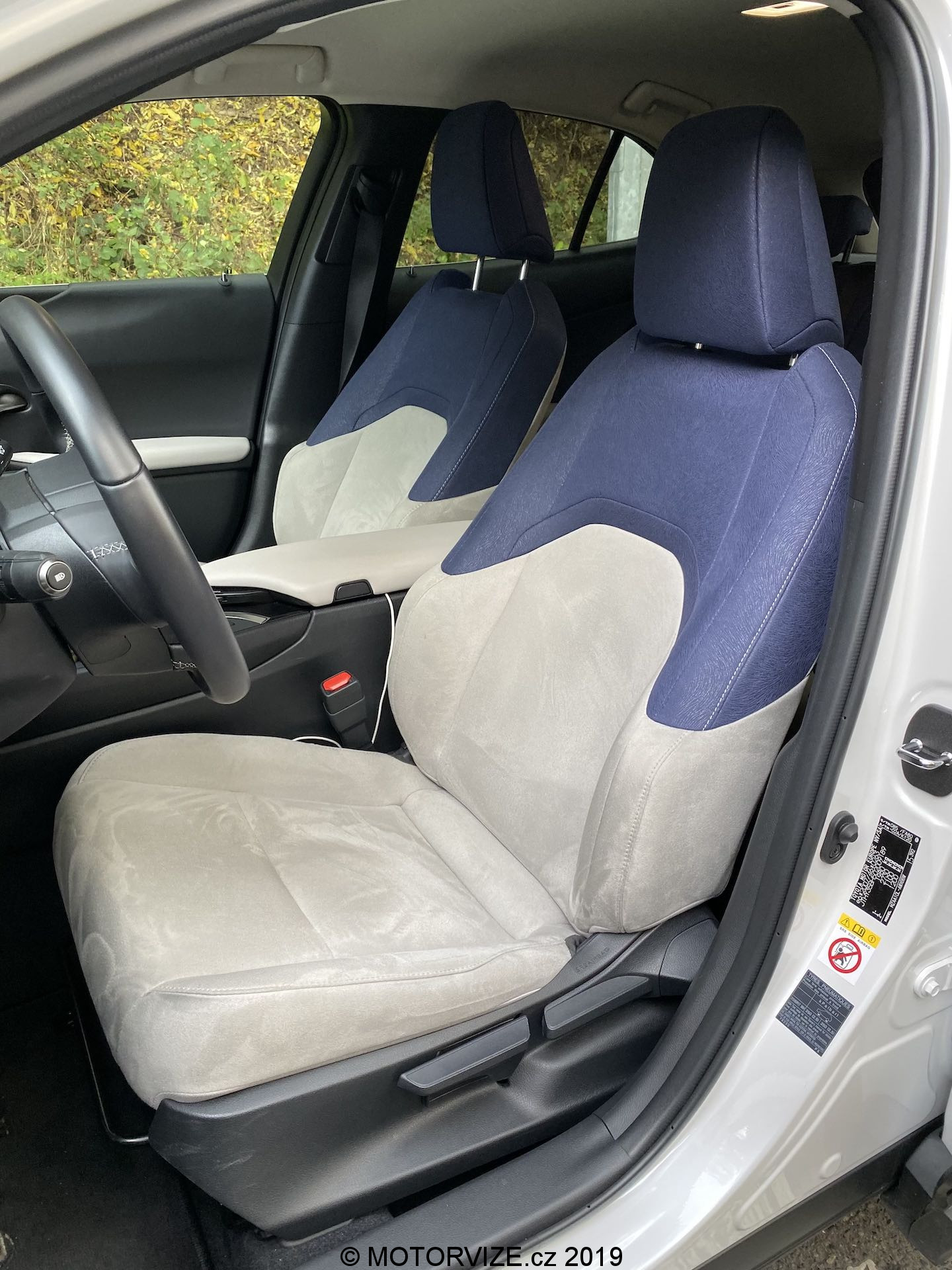 TEST: Lexus UX 200 (2019)