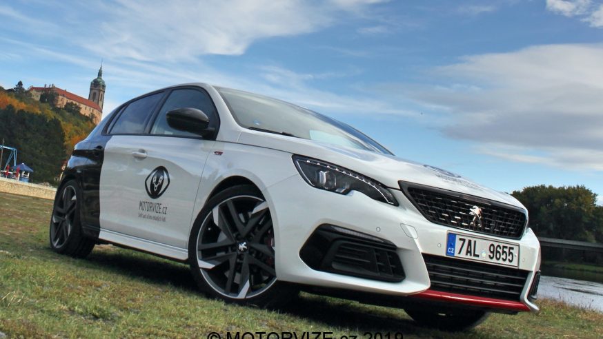 Redakční Peugeot 308 GTi: stepfordská panička na čtyřech kolech