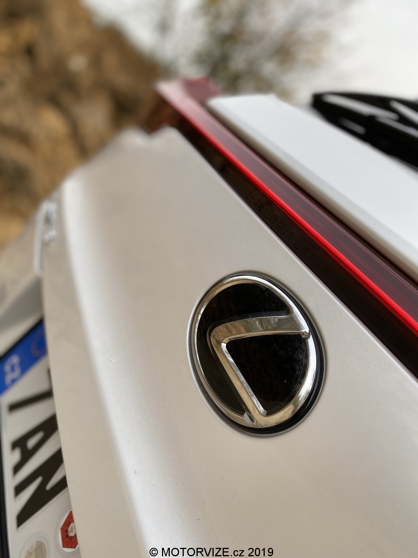 TEST: Lexus UX 200 (2019)