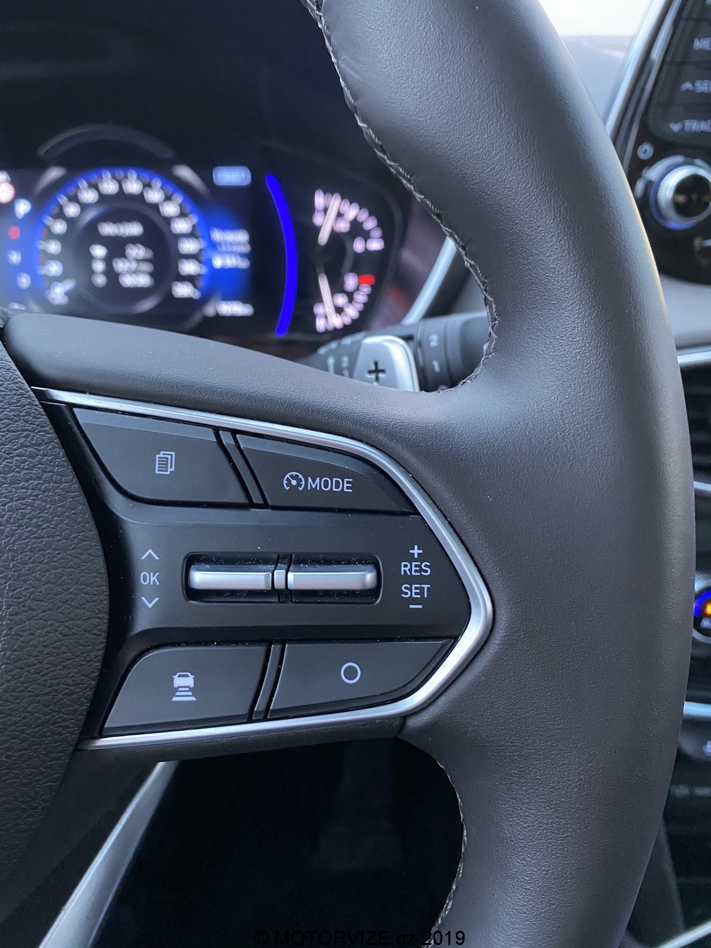 TEST: Hyundai Santa Fe 2.2 CRDi (2020)