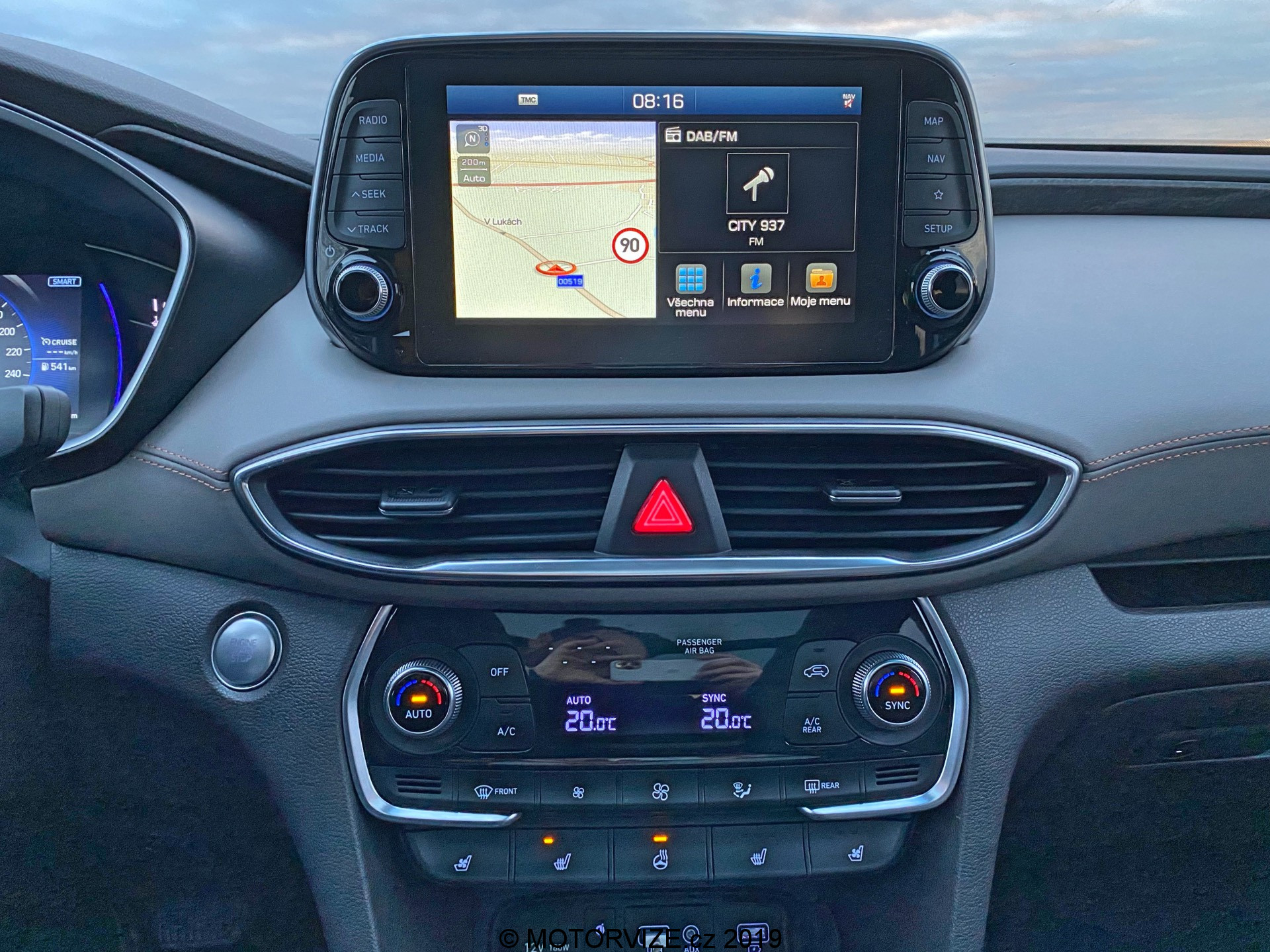 TEST: Hyundai Santa Fe 2.2 CRDi (2020)