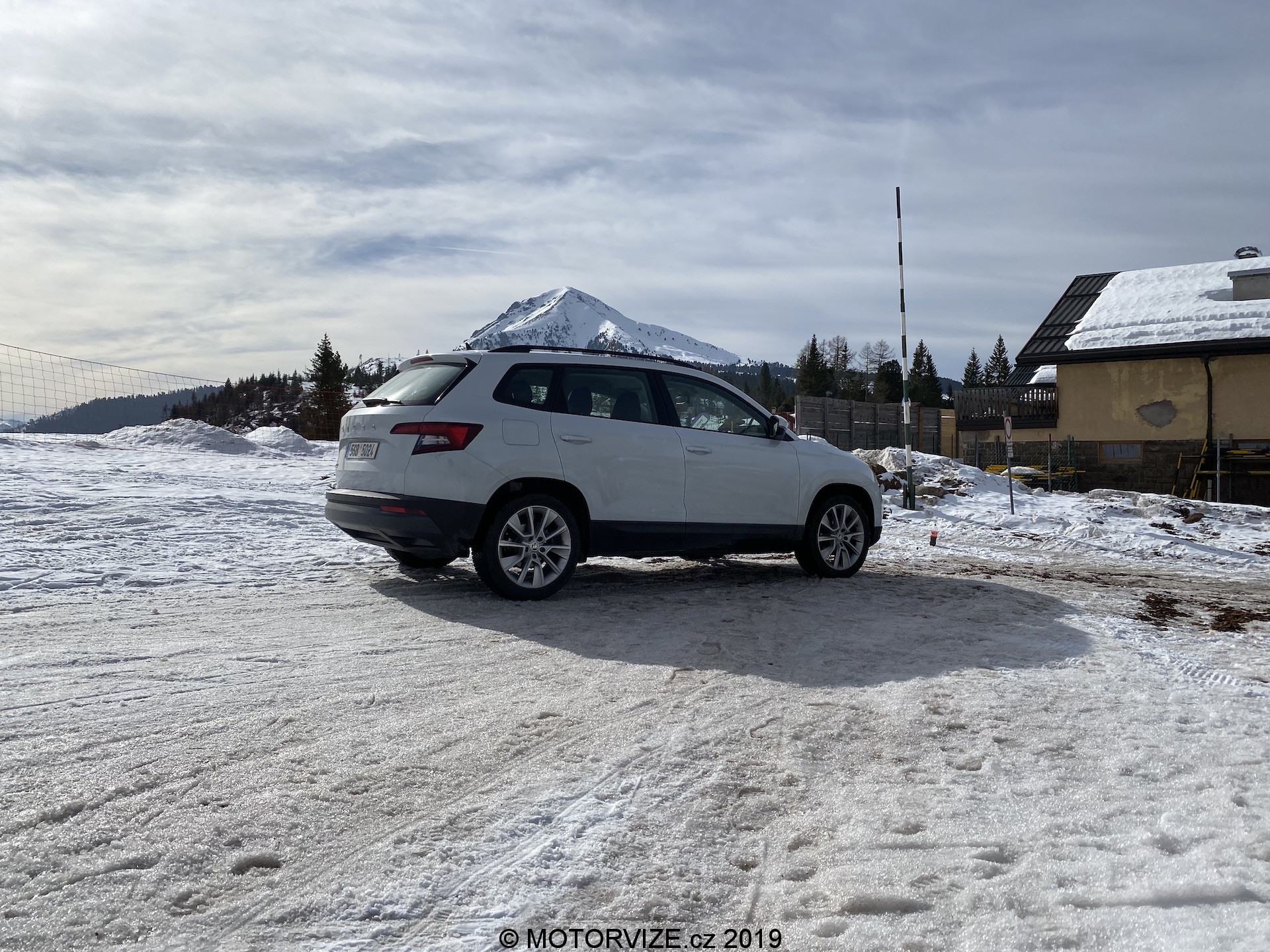 TEST: Škoda Karoq Ambition 1.0 TSI (2020)