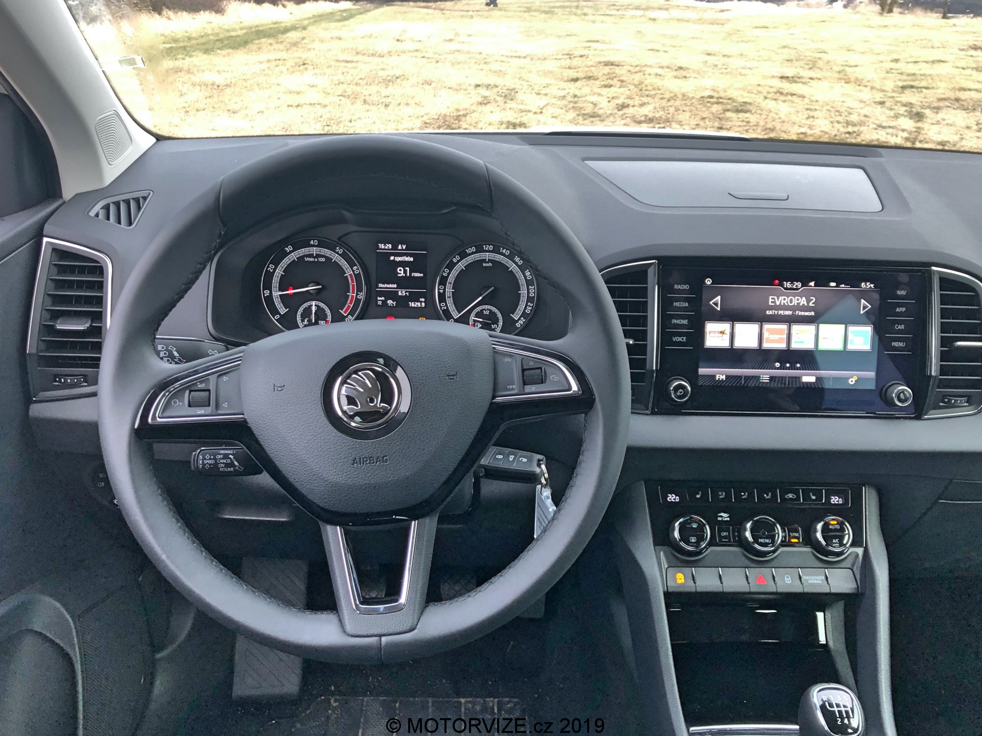 TEST: Škoda Karoq Ambition 1.0 TSI (2020)