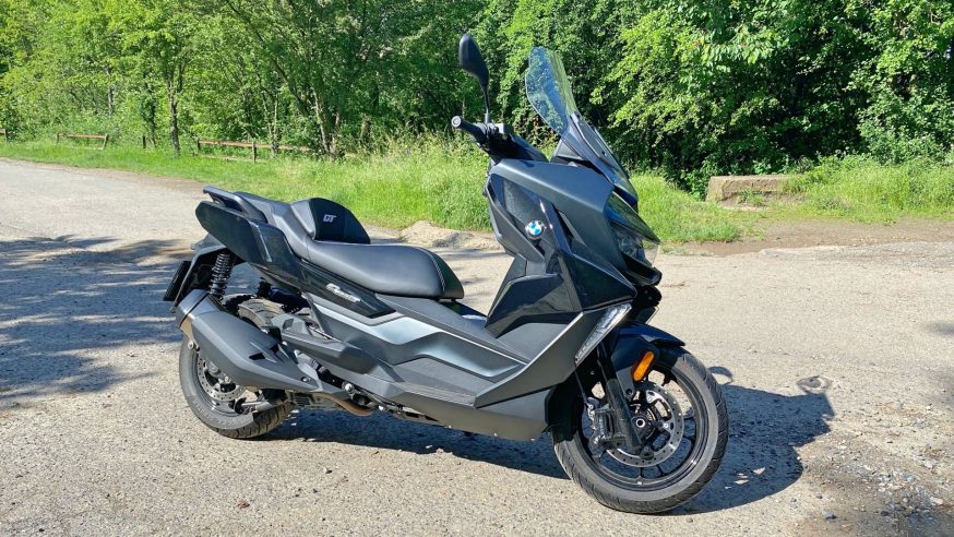 BMW C 400 GT: velký skútr nebo malá motorka