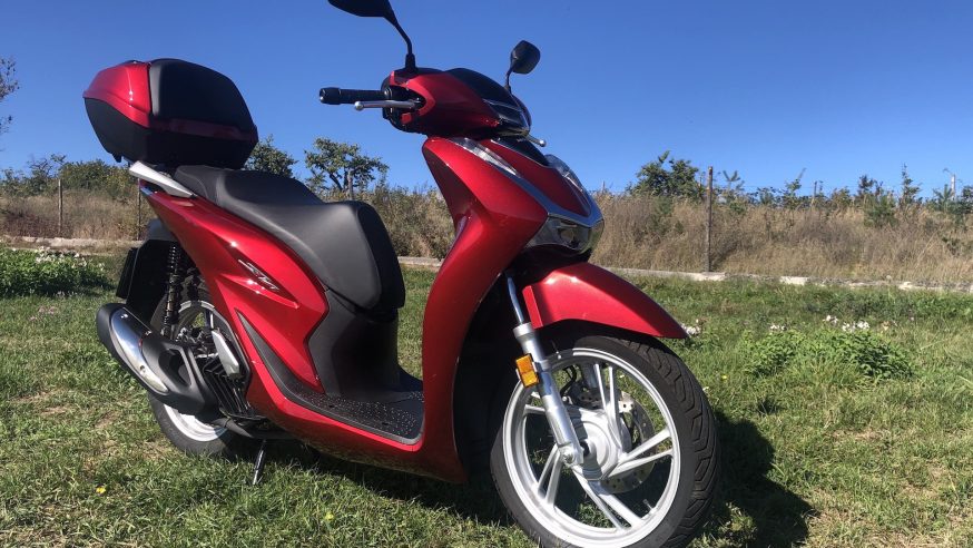 Honda SH125i: skútr v Praze pro nováčka…