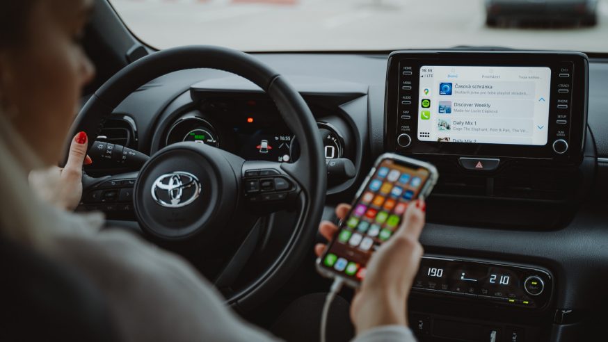 Chytré funkce moderních aut: naučte se jich společně s námi využívat