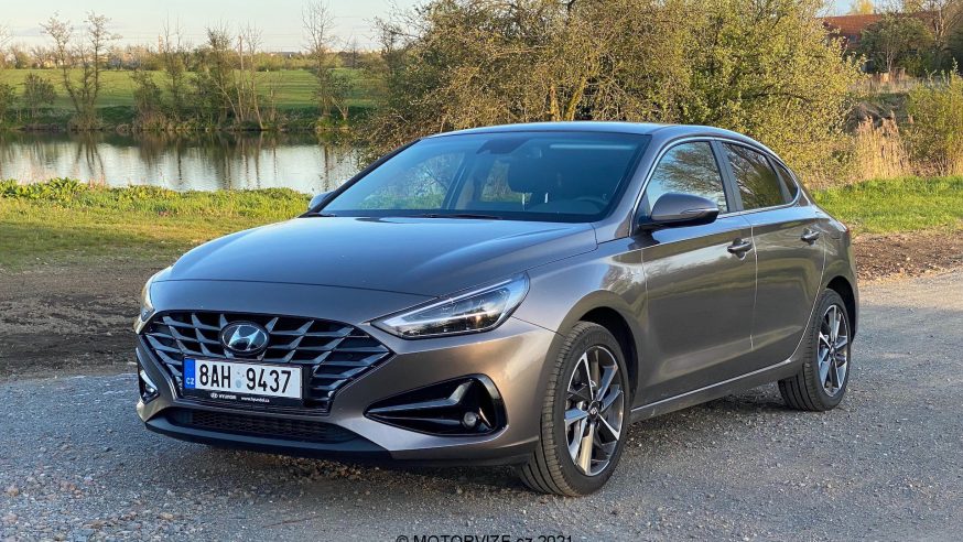 Hyundai i30 Fastback 1.5 T-GDI: respekt si zaslouží minimálně z jednoho důvodu
