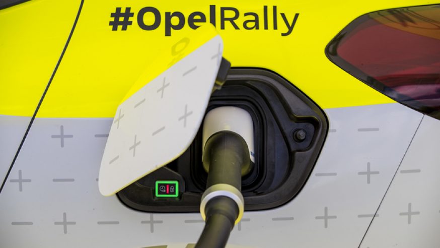 Opel na věhlasné „Barumce“ odprezentoval první rallyový šampionát elektromobilů