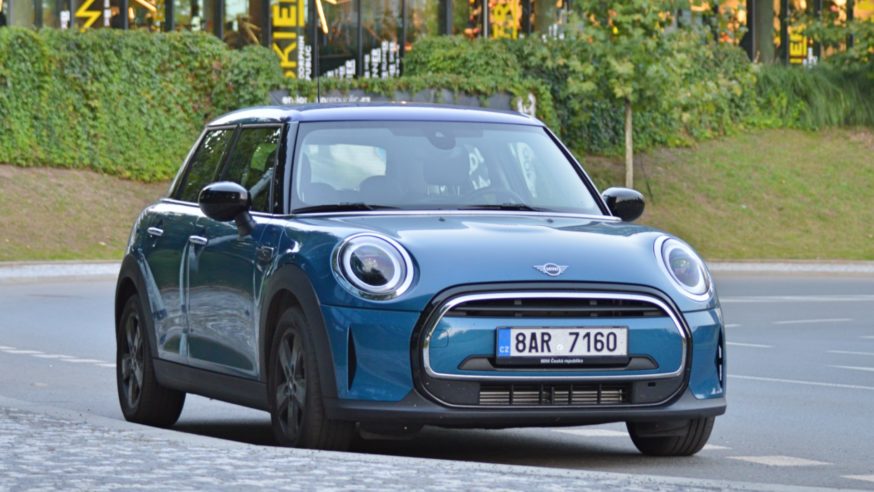Modernizovaný Mini Cooper: „rozumná“ stylovka do města