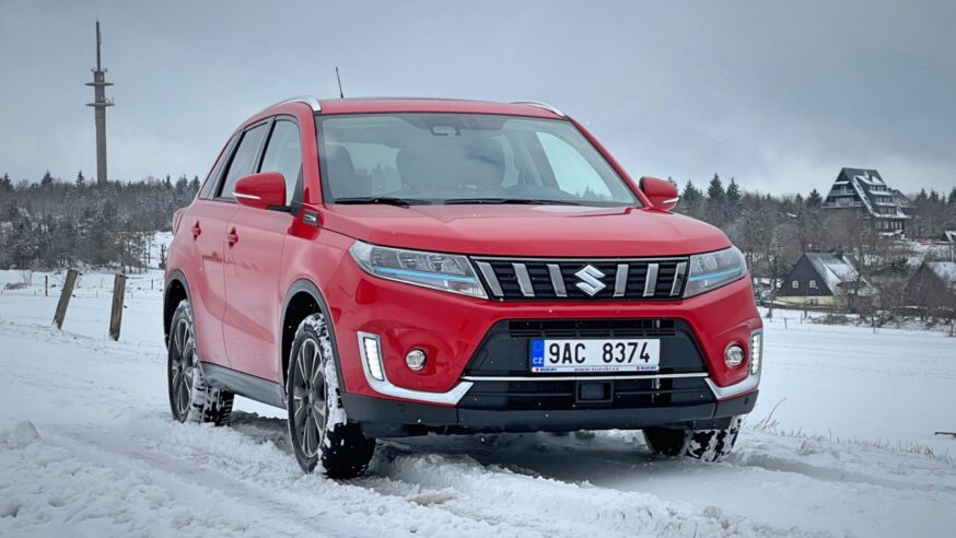 Suzuki Vitara přijíždí v plně hybridní verzi – první dojmy zde