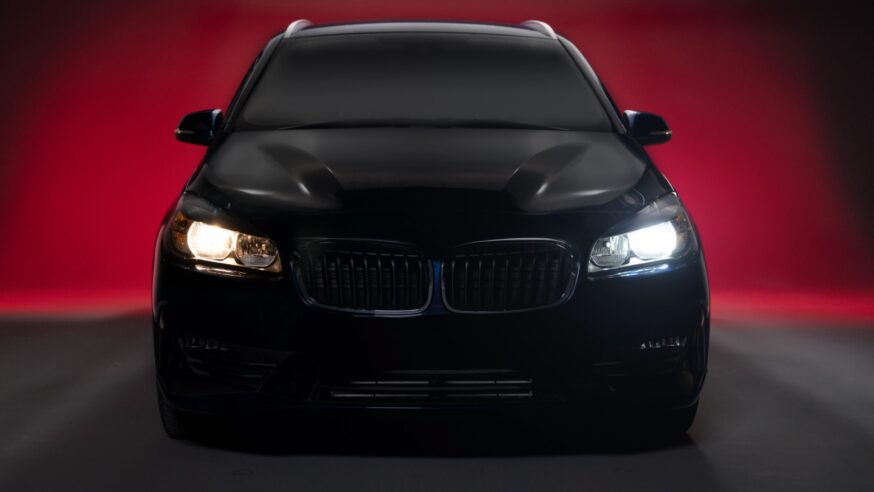 Jen silné autožárovky a dobrý zrak nestačí