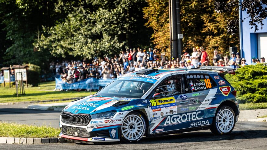 Dvanáctý triumf! Kopecký ovládl Barum rally, Zlín viděl i karamboly a velká překvapení