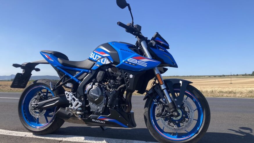 Test Suzuki GSX-8S 2025: malý ďábel pro velký úsměv
