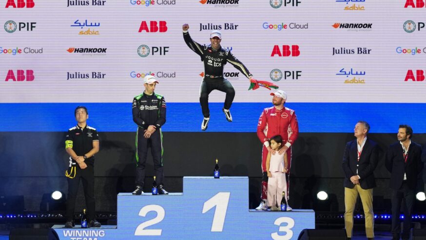 Druhá Jeddah E-Prix 2026 přepsala víkend. Da Costa slaví první vítězství pro Jaguar, DS odváží jen dva body