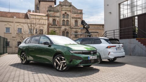 Nový Opel Astra míří na český trh a překvapuje: je levnější, chytřejší, a dává snad ještě větší smysl?