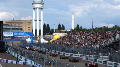 Berlin E-Prix může již zítra zamíchat celou sezónou Formule E. Tempelhof trestá chyby a favorité nejsou jistí