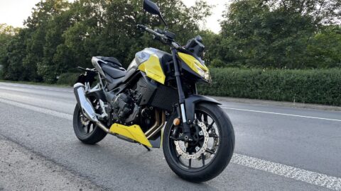 Legenda je zpět. Dokáže nová Honda Hornet 750 navázat na slavného předchůdce? To a mnoho dalšího jsme zjišťovali v redakčním testu